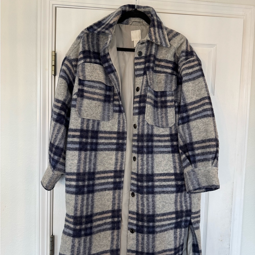 H&M Gray and Blue Plaid Utility Jacket